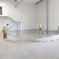 warehouse cleaning service
